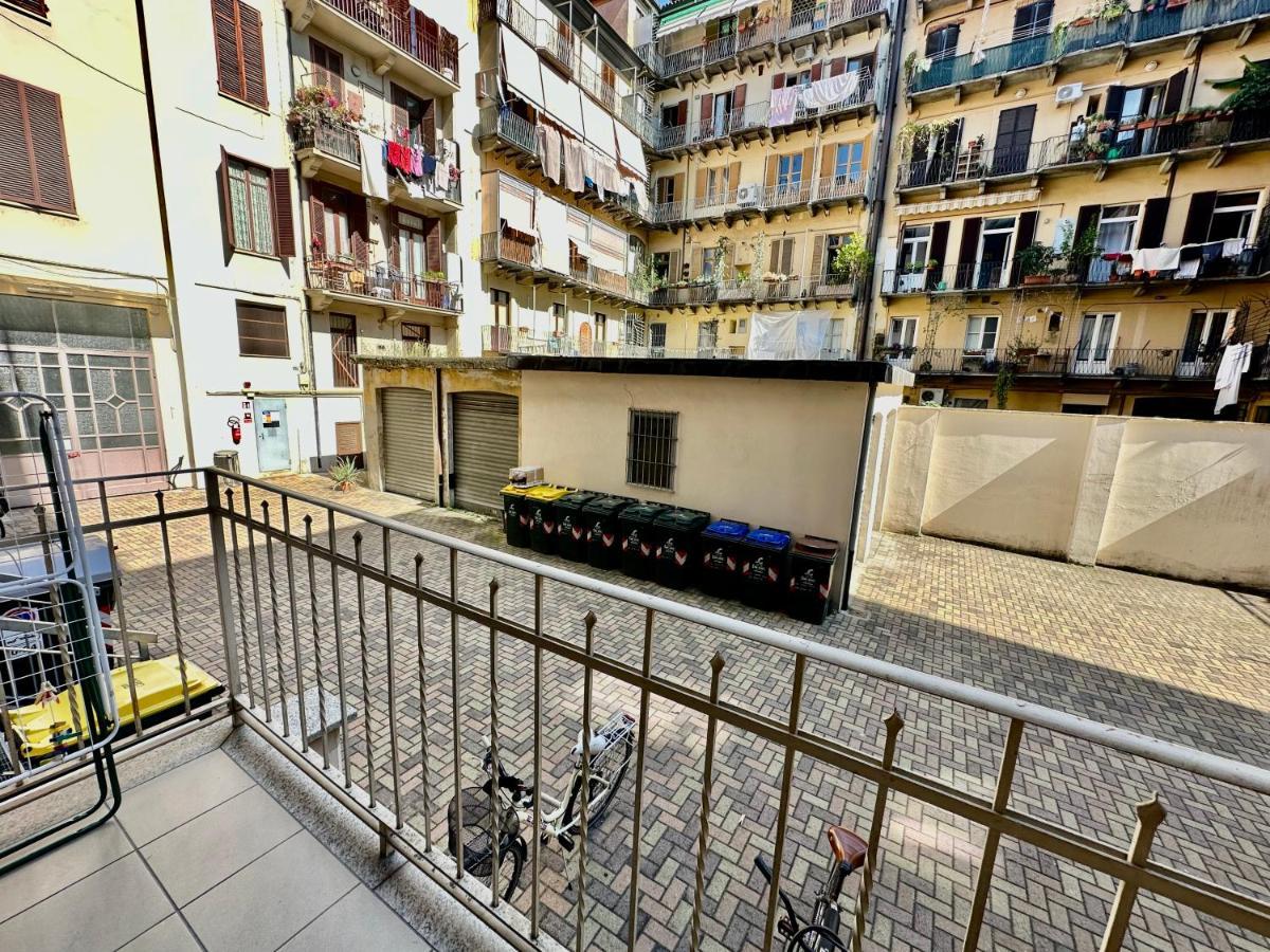 Beautiful Loft Near The Station Apartment