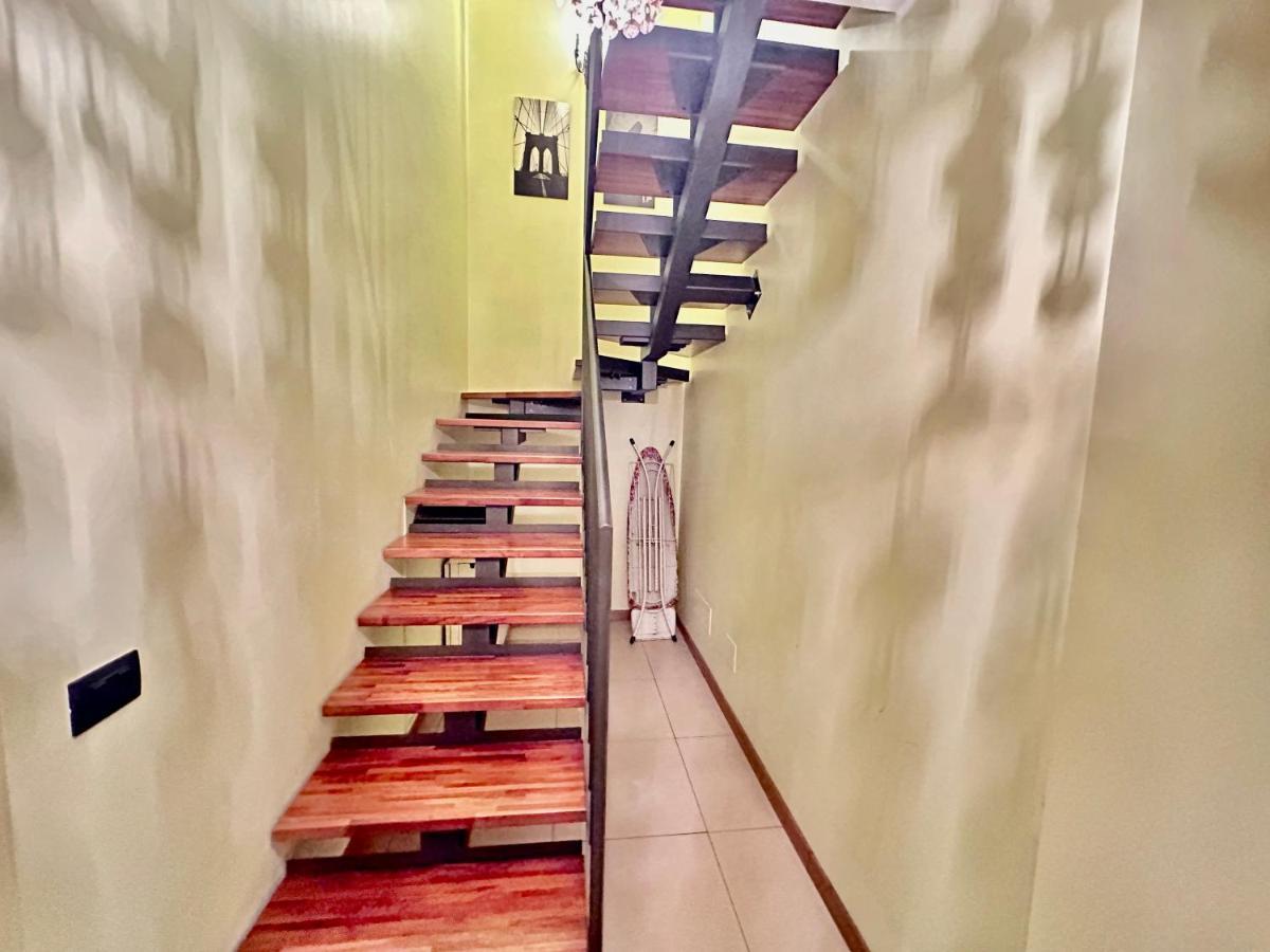 Beautiful Loft Near The Station Apartment Turin
