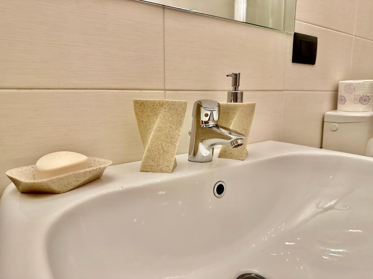 Beautiful Loft Near The Station * Turin
